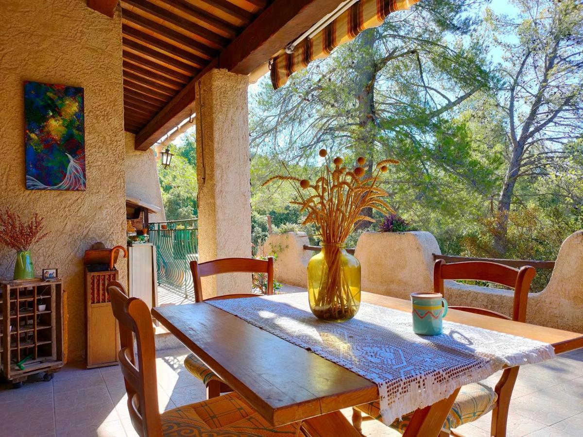 Villa Les Chariotins Draguignan Exterior foto