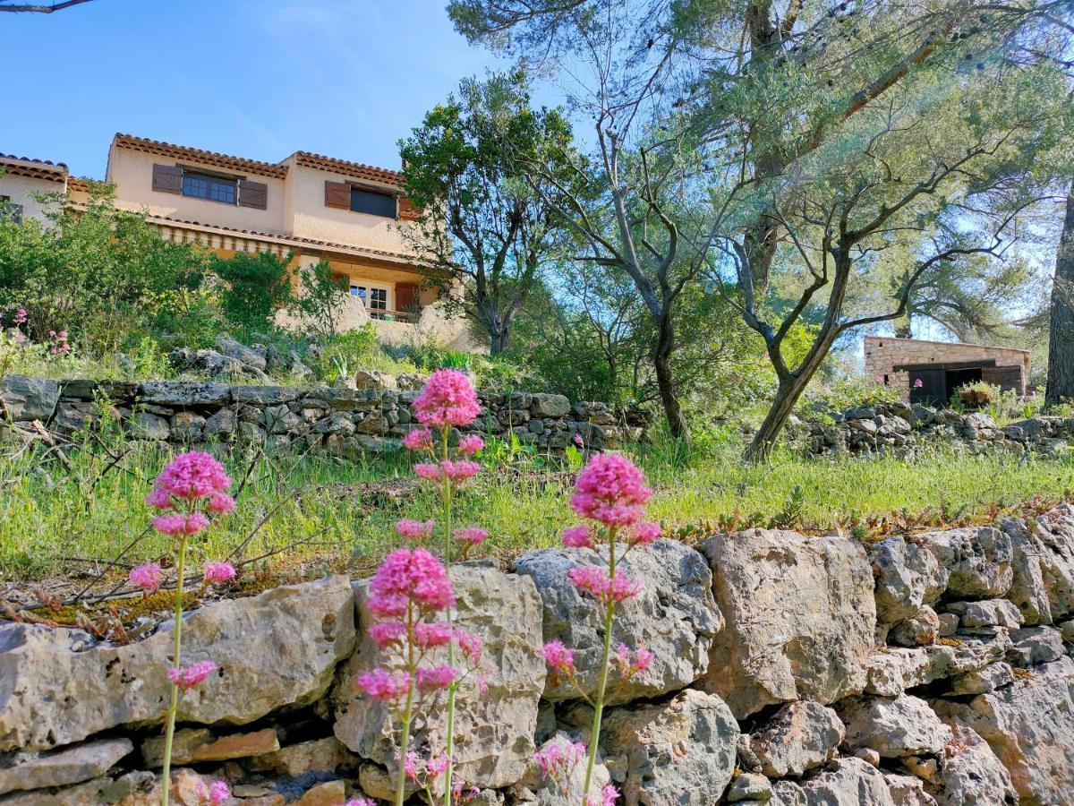 Villa Les Chariotins Draguignan Exterior foto