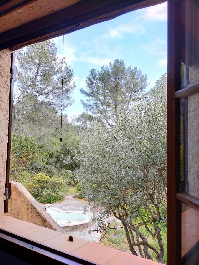 Villa Les Chariotins Draguignan Exterior foto